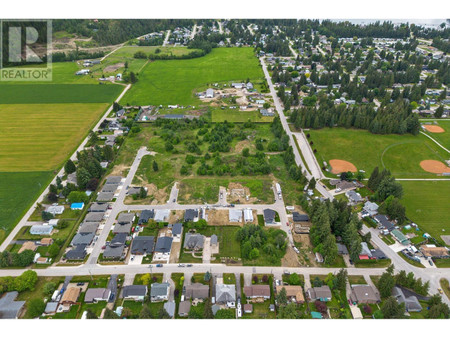 1125 Hawthorn Row Lot 29, Sicamous