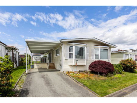 113 2303 Cranley Drive, White Rock