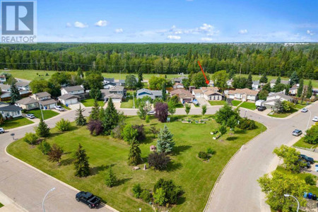 113 Whiteoak Garden, Fort Mcmurray