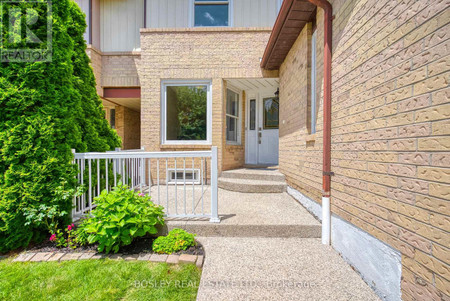 1139 Springbrook Crescent, Oakville