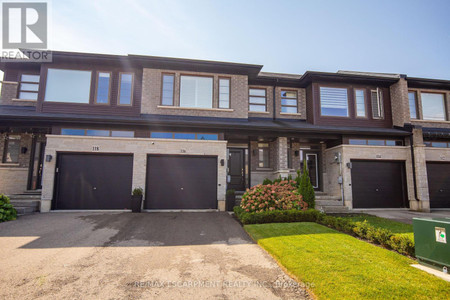 116 Columbus Gate, Hamilton Stoney Creek Mountain