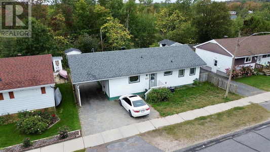 117 Dieppe Ave, Elliot Lake