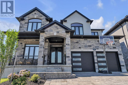 1177 Meadowlark Ridge, London