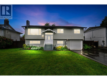 11881 Gee Street, Maple Ridge