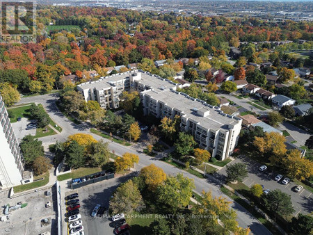 119 1300 Marlborough Court, Oakville College Park