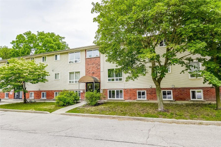 119 Cedar Street S Unit 8, Kitchener