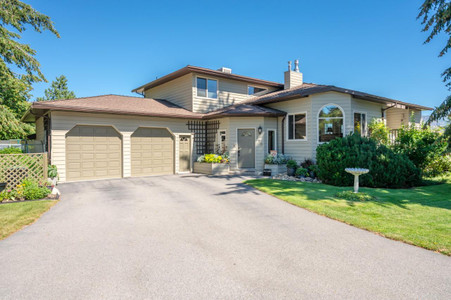 119 Sumac Ridge Drive, Summerland