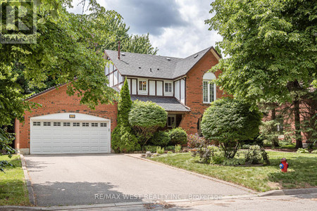 12 Axminster Road, Brampton