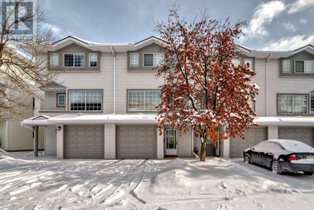 12 Kingsland Villas Sw, Calgary