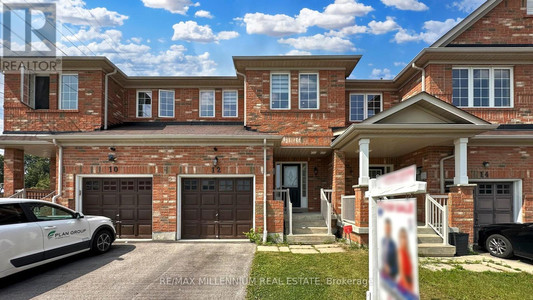 12 Michaelman Road, Ajax South East