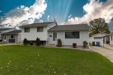 12 Newark Road, Winnipeg