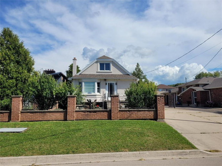 120 Homeside Avenue, Stoney Creek