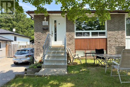3pc Bathroom - 121 Conroy Cres Crescent, Guelph, ON N1G2V5 Photo 1