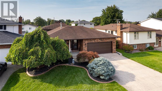 12183 Baillargeon Drive, Tecumseh