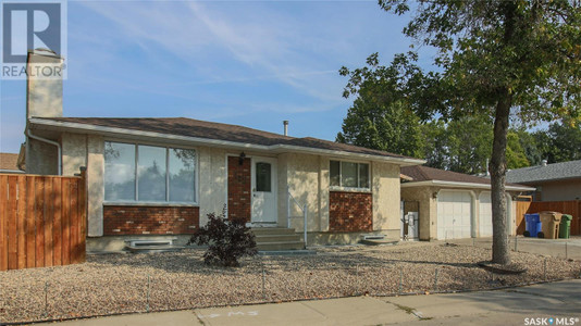 122 Dale Crescent, Regina