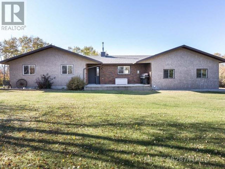 123 Ascot Drive, Rural Wainwright No 61 M D Of