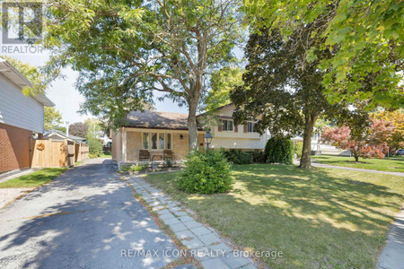 1257 Glenora Drive, London