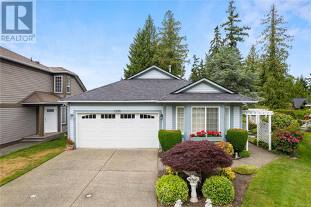 1285 Oceanside Dr, Qualicum Beach