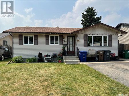 129 Vanier Crescent, Saskatoon