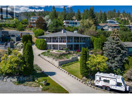 1290 Menu Road, West Kelowna