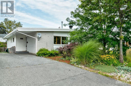 1291 Meadowlands Drive, Ottawa