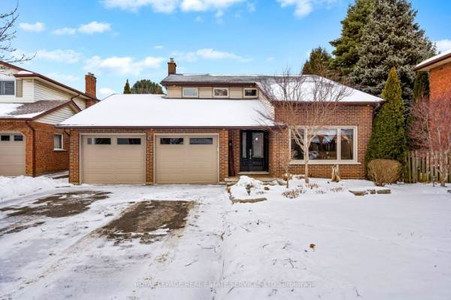 13 Boese Crt, St Catharines