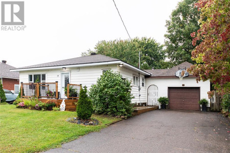 13 Violet Street, Petawawa