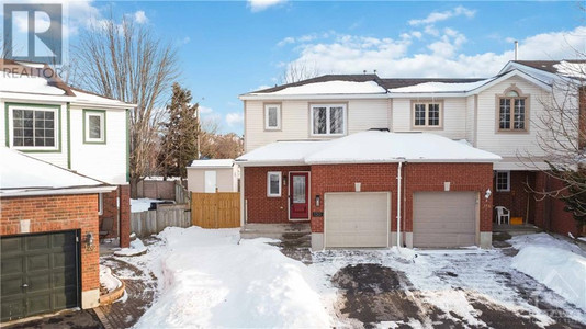 130 Daventry Crescent, Barrhaven