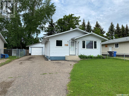 131 Mcintosh Drive, Prince Albert