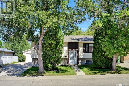 1314 12 Th Avenue N, Regina