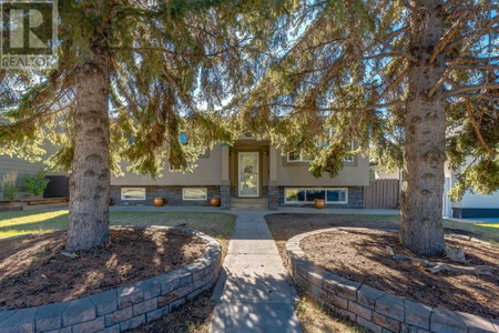 1320 56 Avenue Nw, Calgary