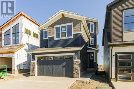 134 Silver Spruce Grove Sw, Calgary