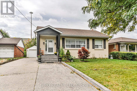 135 Downsview Avenue, Toronto Downsview Roding Cfb