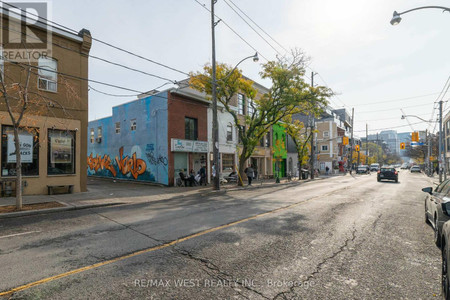 137 Ossington Avenue E, Toronto