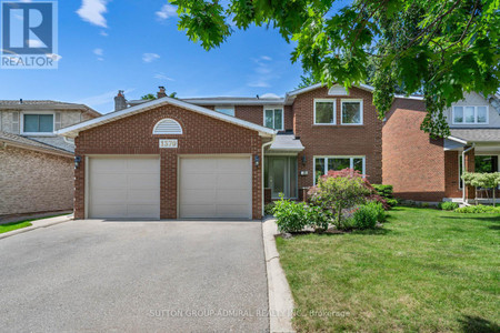 1370 Lancaster Drive, Oakville Iroquois Ridge South