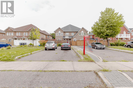 138 Pressed Brick Drive, Brampton