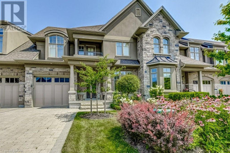 14 Evergreen Lane, Niagara On The Lake