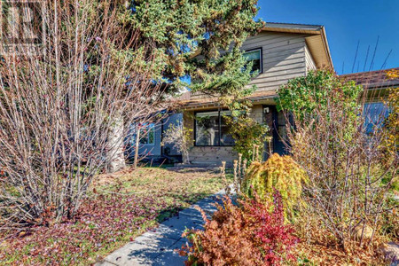 14 Midridge Gardens Se, Calgary