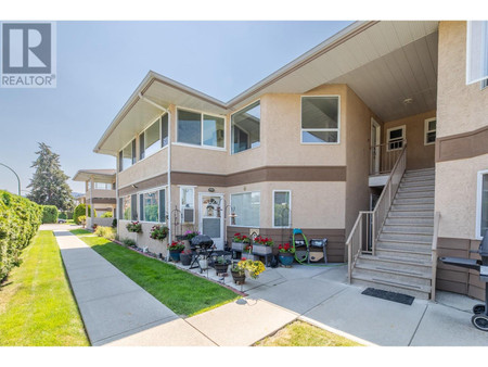 14008 Victoria Road N Unit 20, Summerland