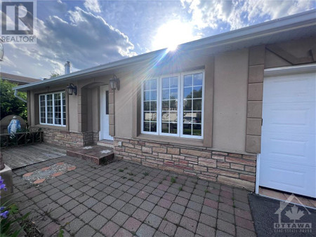 1420 Beaverpond Drive, Ottawa