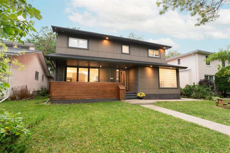 1422 Mathers Bay E, Winnipeg