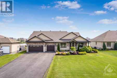 1453 Waters Edge Way, Greely