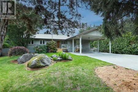 1469 Ridgemount Dr, Comox