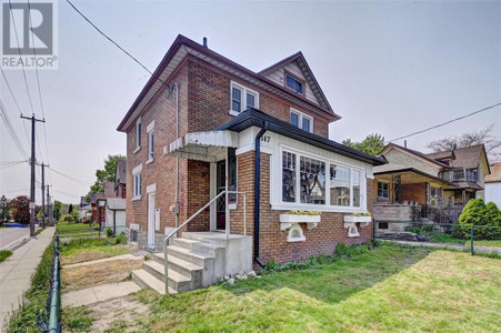 147 E Courtland Avenue, Kitchener