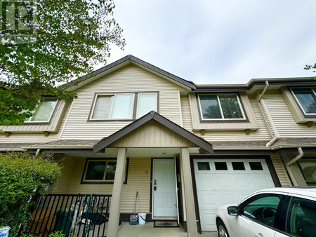 15 11860 210 Street, Maple Ridge