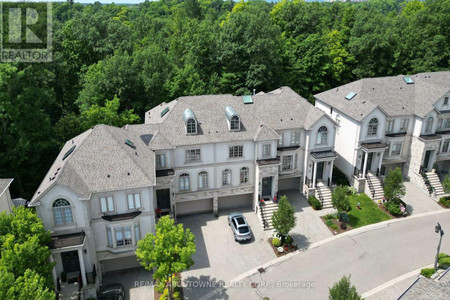 15 2400 Neyagawa Boulevard, Oakville River Oaks