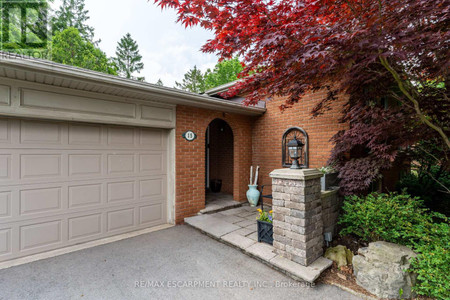 15 Laurendale Avenue, Hamilton Waterdown