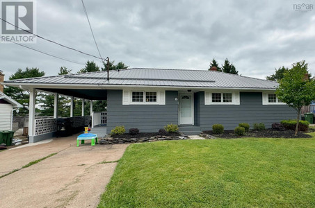 15 Patterson Avenue, Truro