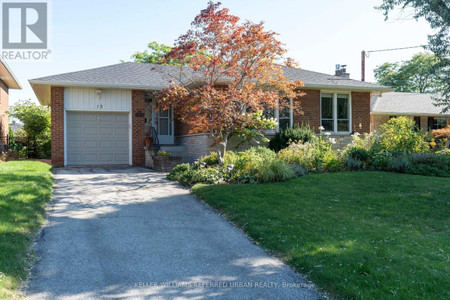 15 Woodthorpe Road, Toronto Victoria Village