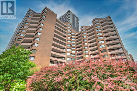 151 Bay Street Unit 1403, Ottawa